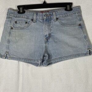 Levi's® Women's A-Line Shorts Mid Rise Light Wash Denim Size 9 Junior‎